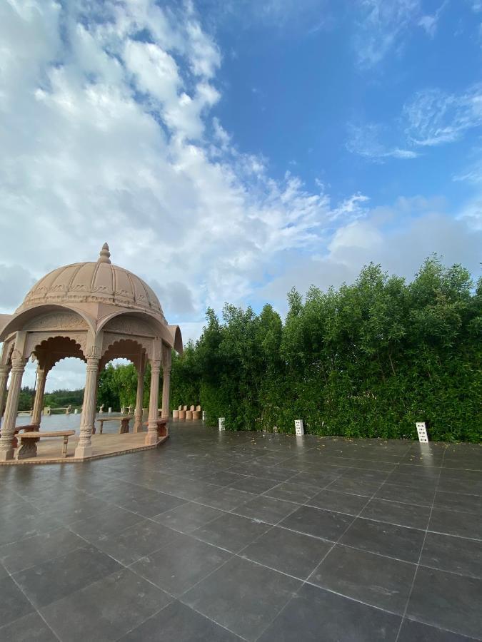 City The Village Beach Resort Laeja Dış mekan fotoğraf